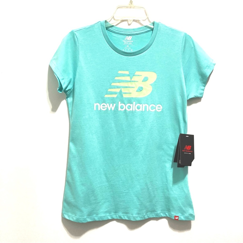 🆕 New Balance Women’s Athletic Tee Shirt